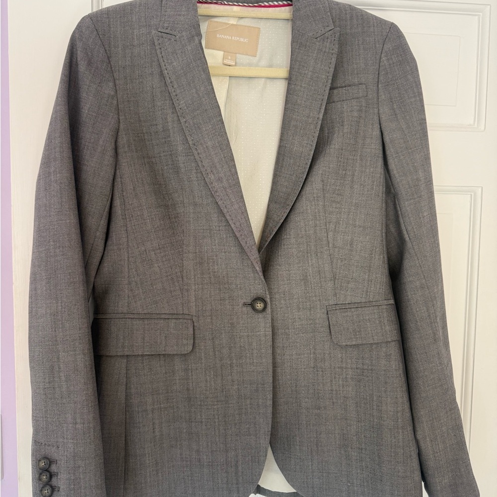 Banana Republic Cream and Gray Blazer
